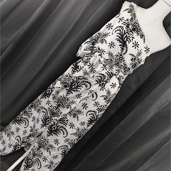 NWT! ENTRO! FABULOUS ONE SHOULDER, BELTED WAIST, BLACK & WHITE MAXI DRESS! SZ L - Picture 9 of 9